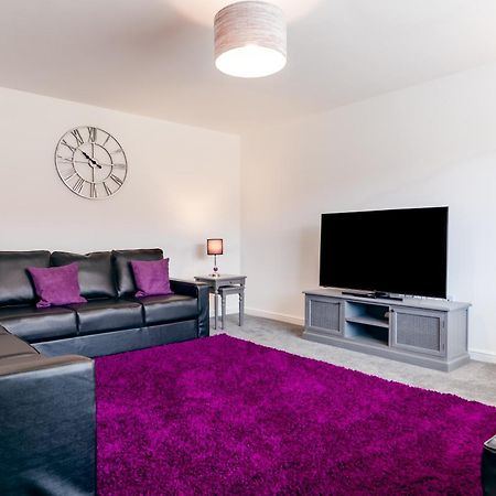 Oakley - Large, Elegant, Dog Friendly & Parking Βίλα Γουίτμπι Εξωτερικό φωτογραφία